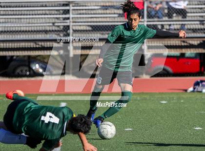 Thumbnail 3 in St. Margaret's @ Nogales (CIF-SS D5 Semifinal) photogallery.