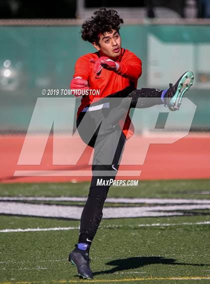 Thumbnail 1 in St. Margaret's @ Nogales (CIF-SS D5 Semifinal) photogallery.