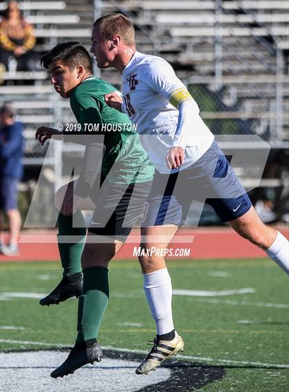 Thumbnail 2 in St. Margaret's @ Nogales (CIF-SS D5 Semifinal) photogallery.