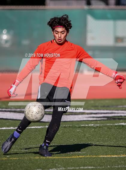 Thumbnail 1 in St. Margaret's @ Nogales (CIF-SS D5 Semifinal) photogallery.