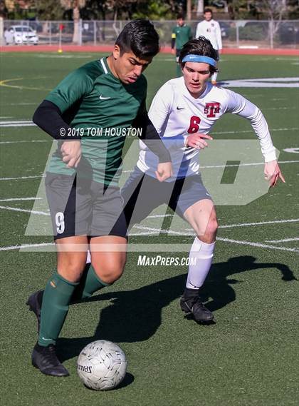 Thumbnail 2 in St. Margaret's @ Nogales (CIF-SS D5 Semifinal) photogallery.
