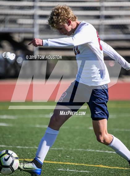 Thumbnail 1 in St. Margaret's @ Nogales (CIF-SS D5 Semifinal) photogallery.