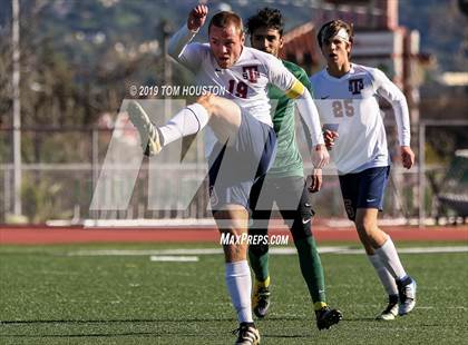 Thumbnail 3 in St. Margaret's @ Nogales (CIF-SS D5 Semifinal) photogallery.