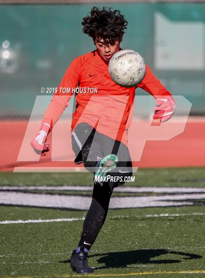 Thumbnail 2 in St. Margaret's @ Nogales (CIF-SS D5 Semifinal) photogallery.