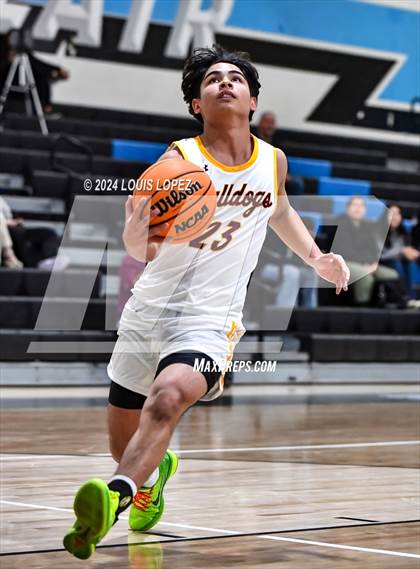 Thumbnail 1 in West Covina vs. Jurupa Valley photogallery.