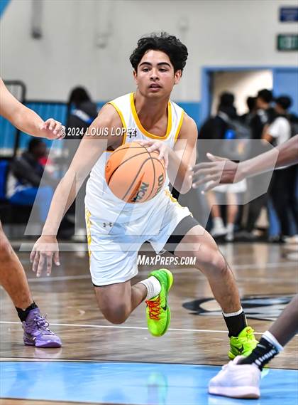 Thumbnail 2 in West Covina vs. Jurupa Valley photogallery.