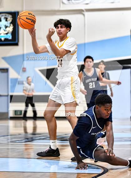 Thumbnail 1 in West Covina vs. Jurupa Valley photogallery.