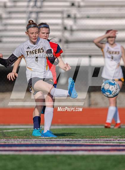 Thumbnail 1 in Harris County vs Lamar County (Trojan Cup) photogallery.