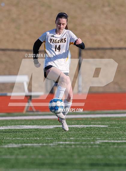 Thumbnail 2 in Harris County vs Lamar County (Trojan Cup) photogallery.