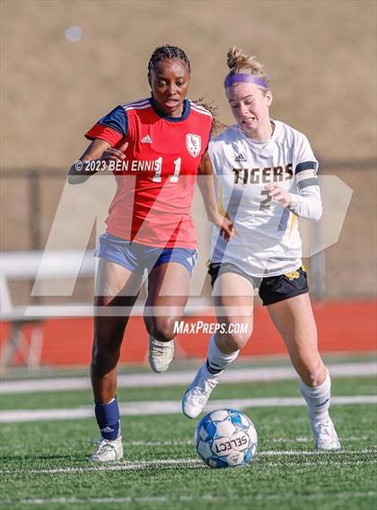 Thumbnail 2 in Harris County vs Lamar County (Trojan Cup) photogallery.