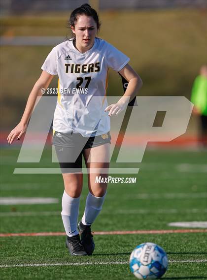 Thumbnail 2 in Harris County vs Lamar County (Trojan Cup) photogallery.