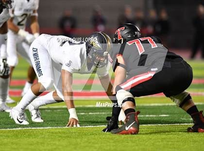 Thumbnail 2 in St. John Bosco @ San Clemente (DIV 1 CIF SS Playoff Quarterfinal) photogallery.