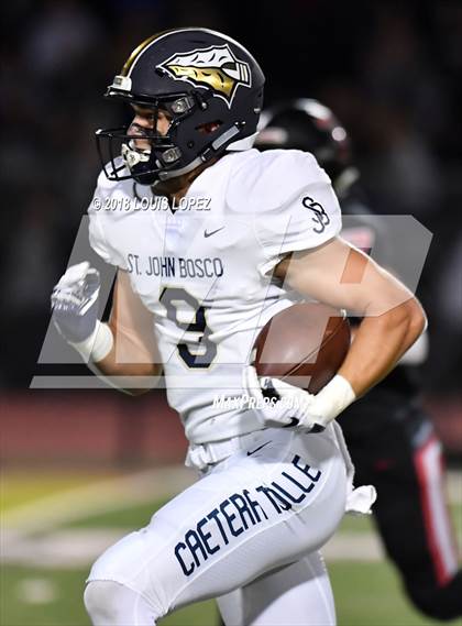Thumbnail 2 in St. John Bosco @ San Clemente (DIV 1 CIF SS Playoff Quarterfinal) photogallery.