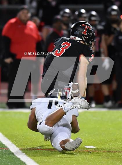 Thumbnail 2 in St. John Bosco @ San Clemente (DIV 1 CIF SS Playoff Quarterfinal) photogallery.