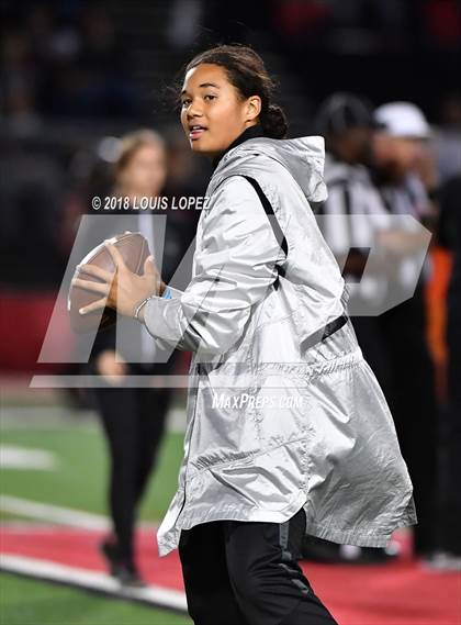 Thumbnail 1 in St. John Bosco @ San Clemente (DIV 1 CIF SS Playoff Quarterfinal) photogallery.