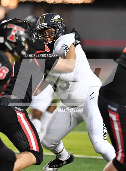 Thumbnail 2 in St. John Bosco @ San Clemente (DIV 1 CIF SS Playoff Quarterfinal) photogallery.