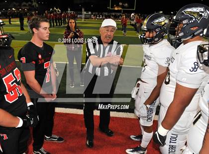 Thumbnail 2 in St. John Bosco @ San Clemente (DIV 1 CIF SS Playoff Quarterfinal) photogallery.