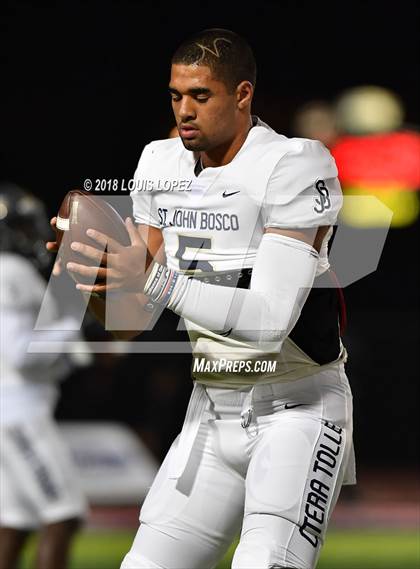 Thumbnail 2 in St. John Bosco @ San Clemente (DIV 1 CIF SS Playoff Quarterfinal) photogallery.