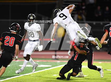 Thumbnail 3 in St. John Bosco @ San Clemente (DIV 1 CIF SS Playoff Quarterfinal) photogallery.
