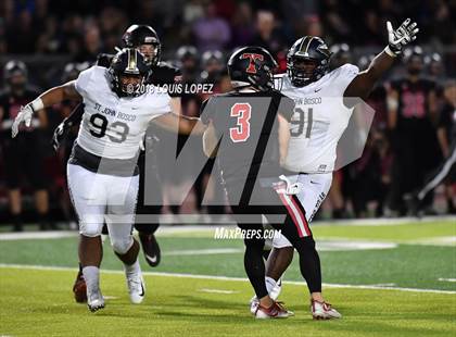 Thumbnail 3 in St. John Bosco @ San Clemente (DIV 1 CIF SS Playoff Quarterfinal) photogallery.