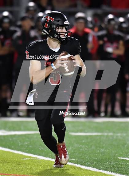 Thumbnail 3 in St. John Bosco @ San Clemente (DIV 1 CIF SS Playoff Quarterfinal) photogallery.