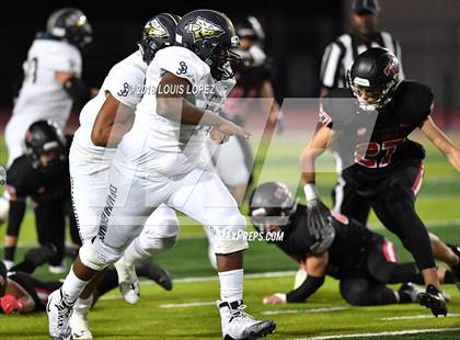Thumbnail 1 in St. John Bosco @ San Clemente (DIV 1 CIF SS Playoff Quarterfinal) photogallery.