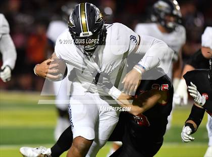 Thumbnail 2 in St. John Bosco @ San Clemente (DIV 1 CIF SS Playoff Quarterfinal) photogallery.