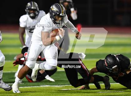 Thumbnail 3 in St. John Bosco @ San Clemente (DIV 1 CIF SS Playoff Quarterfinal) photogallery.