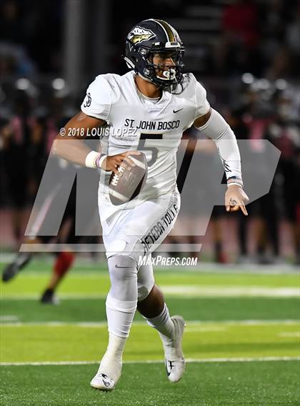 Thumbnail 2 in St. John Bosco @ San Clemente (DIV 1 CIF SS Playoff Quarterfinal) photogallery.