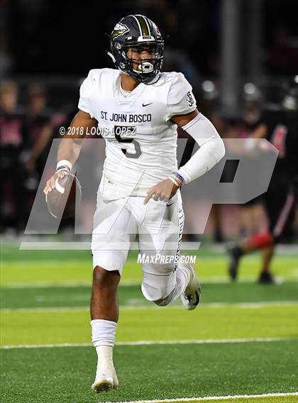 Thumbnail 2 in St. John Bosco @ San Clemente (DIV 1 CIF SS Playoff Quarterfinal) photogallery.