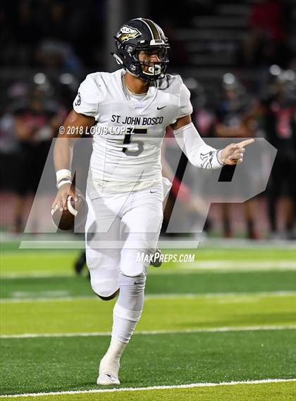 Thumbnail 3 in St. John Bosco @ San Clemente (DIV 1 CIF SS Playoff Quarterfinal) photogallery.