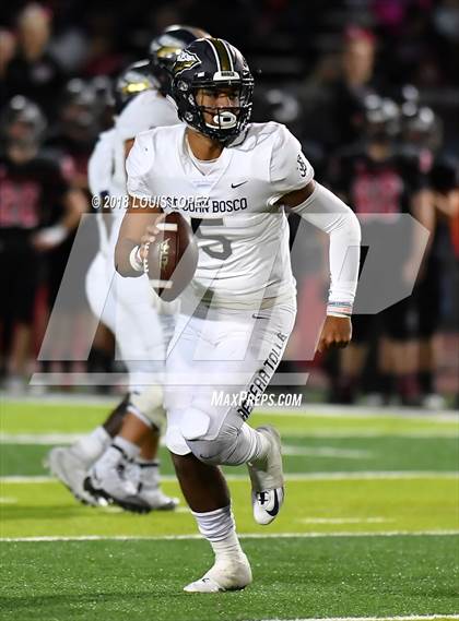 Thumbnail 3 in St. John Bosco @ San Clemente (DIV 1 CIF SS Playoff Quarterfinal) photogallery.