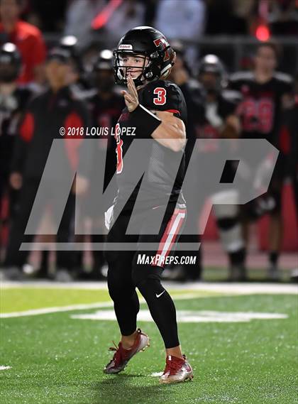 Thumbnail 2 in St. John Bosco @ San Clemente (DIV 1 CIF SS Playoff Quarterfinal) photogallery.
