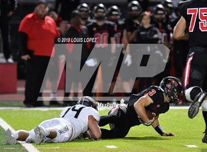 Thumbnail 2 in St. John Bosco @ San Clemente (DIV 1 CIF SS Playoff Quarterfinal) photogallery.