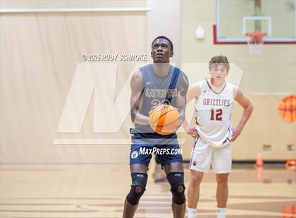 Thumbnail 1 in Mater Dei Catholic vs Mission Hills (CIF SDS Division 1 Round 1) photogallery.