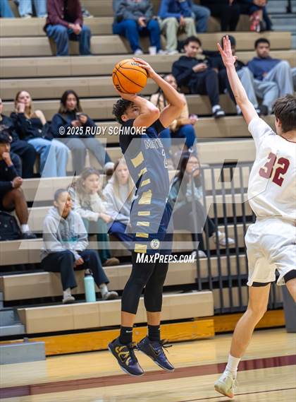 Thumbnail 1 in Mater Dei Catholic vs Mission Hills (CIF SDS Division 1 Round 1) photogallery.