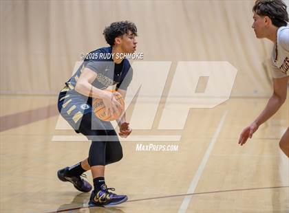 Thumbnail 3 in Mater Dei Catholic vs Mission Hills (CIF SDS Division 1 Round 1) photogallery.