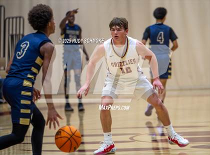 Thumbnail 3 in Mater Dei Catholic vs Mission Hills (CIF SDS Division 1 Round 1) photogallery.