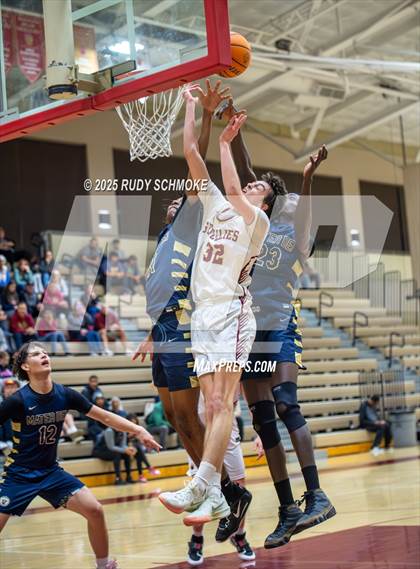 Thumbnail 1 in Mater Dei Catholic vs Mission Hills (CIF SDS Division 1 Round 1) photogallery.
