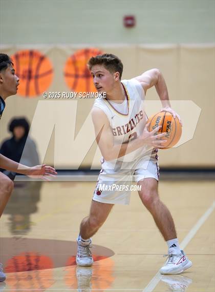 Thumbnail 1 in Mater Dei Catholic vs Mission Hills (CIF SDS Division 1 Round 1) photogallery.