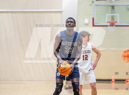 Thumbnail 2 in Mater Dei Catholic vs Mission Hills (CIF SDS Division 1 Round 1) photogallery.