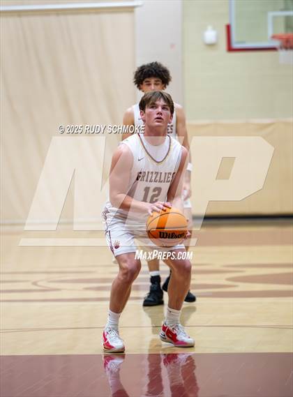 Thumbnail 2 in Mater Dei Catholic vs Mission Hills (CIF SDS Division 1 Round 1) photogallery.