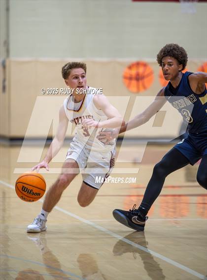 Thumbnail 2 in Mater Dei Catholic vs Mission Hills (CIF SDS Division 1 Round 1) photogallery.