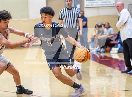 Thumbnail 2 in Mater Dei Catholic vs Mission Hills (CIF SDS Division 1 Round 1) photogallery.