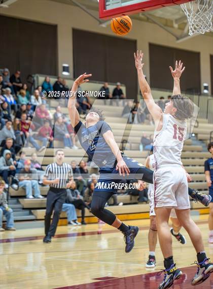 Thumbnail 3 in Mater Dei Catholic vs Mission Hills (CIF SDS Division 1 Round 1) photogallery.