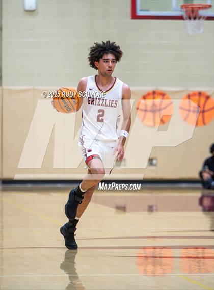 Thumbnail 3 in Mater Dei Catholic vs Mission Hills (CIF SDS Division 1 Round 1) photogallery.