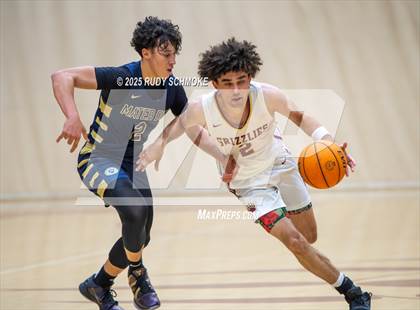 Thumbnail 2 in Mater Dei Catholic vs Mission Hills (CIF SDS Division 1 Round 1) photogallery.