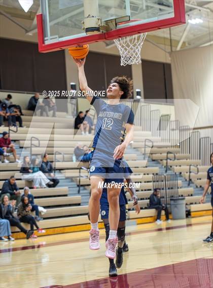Thumbnail 1 in Mater Dei Catholic vs Mission Hills (CIF SDS Division 1 Round 1) photogallery.