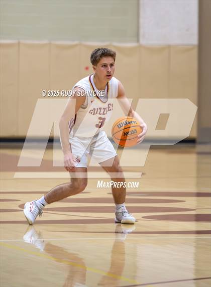 Thumbnail 1 in Mater Dei Catholic vs Mission Hills (CIF SDS Division 1 Round 1) photogallery.