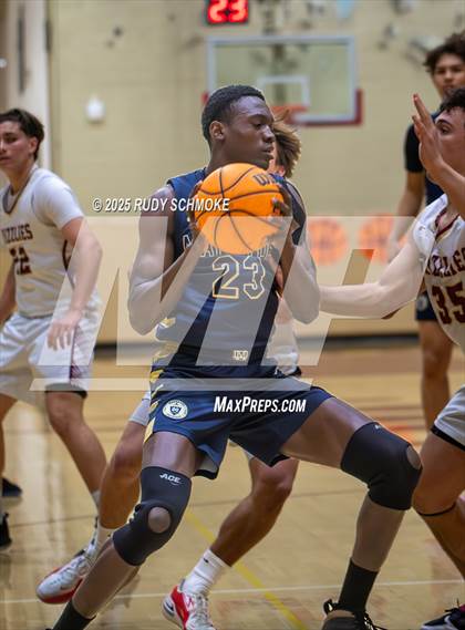 Thumbnail 2 in Mater Dei Catholic vs Mission Hills (CIF SDS Division 1 Round 1) photogallery.